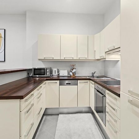 Chic 1Br Apartment - Directly Near Schoenbrunn Виена Екстериор снимка