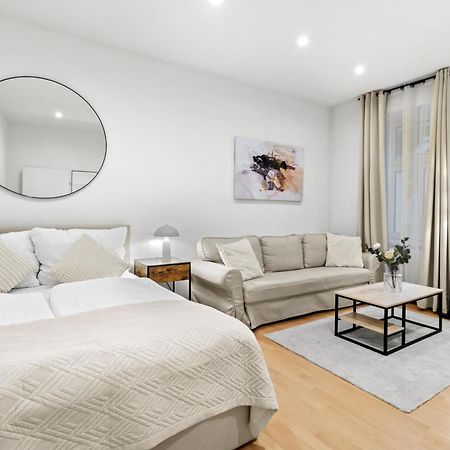 Chic 1Br Apartment - Directly Near Schoenbrunn Виена Екстериор снимка