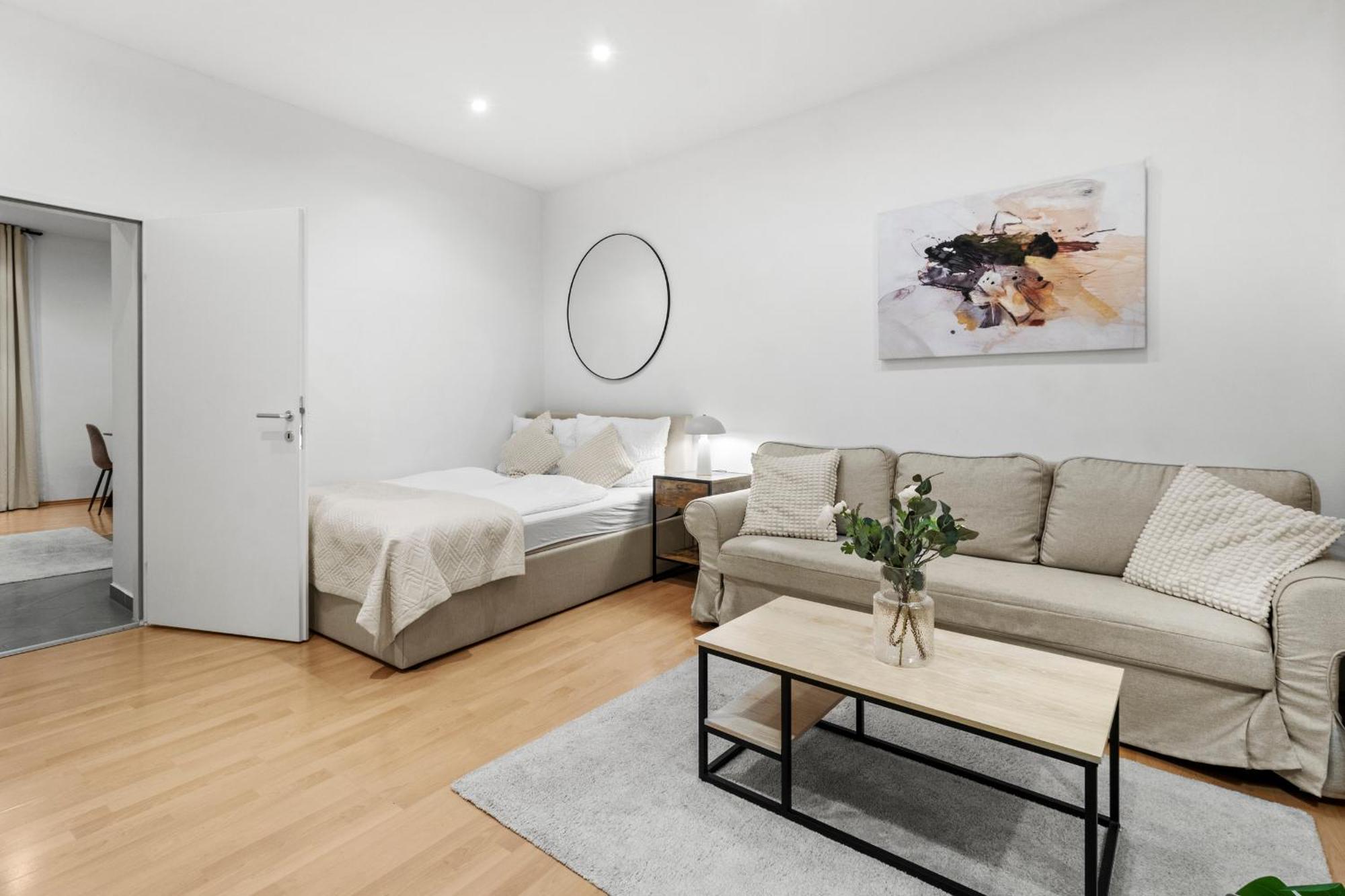 Chic 1Br Apartment - Directly Near Schoenbrunn Виена Екстериор снимка